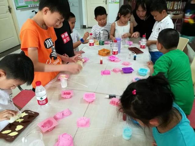 創(chuàng)“皂”無(wú)限 社區(qū)DIY手工皂活動(dòng)，開(kāi)啟環(huán)保生活新體驗(yàn)